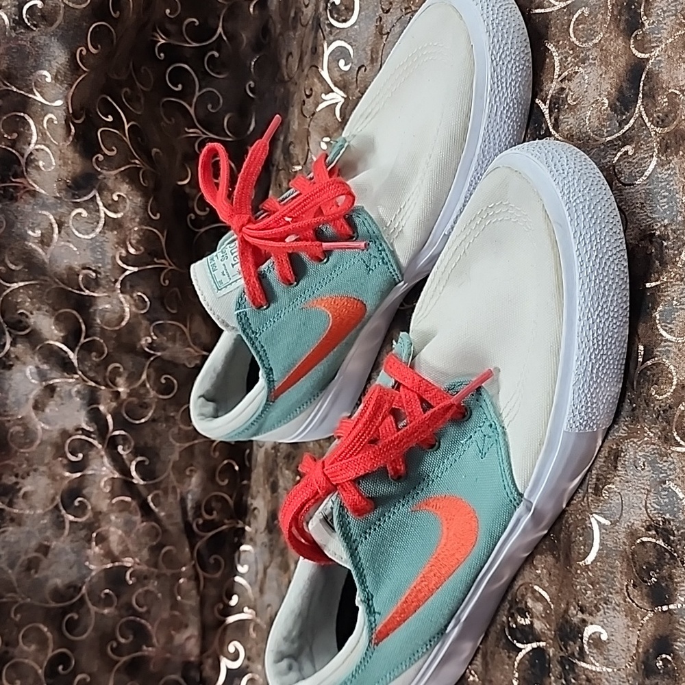 Vintage Nikes